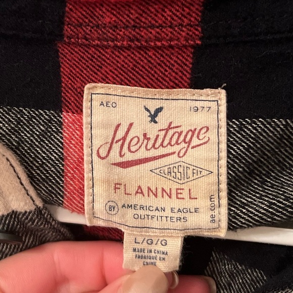 American Eagle Outfitters Flannel - Picture 4 of 5